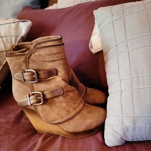 Not rated, boots, brown